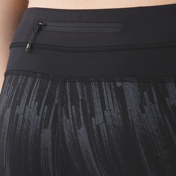 Lululemon Run:Inspire Crop Full-On Luxtreme (Mesh) - Picture 3 of 11